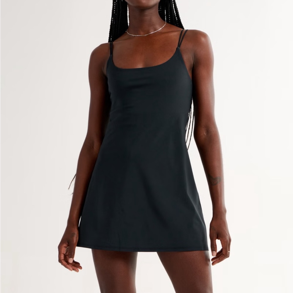Abercrombie black traveler mini exercise dress size XS